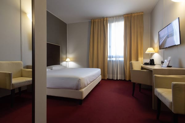 Rooms Standard Art Hotel Olympic Torino 01